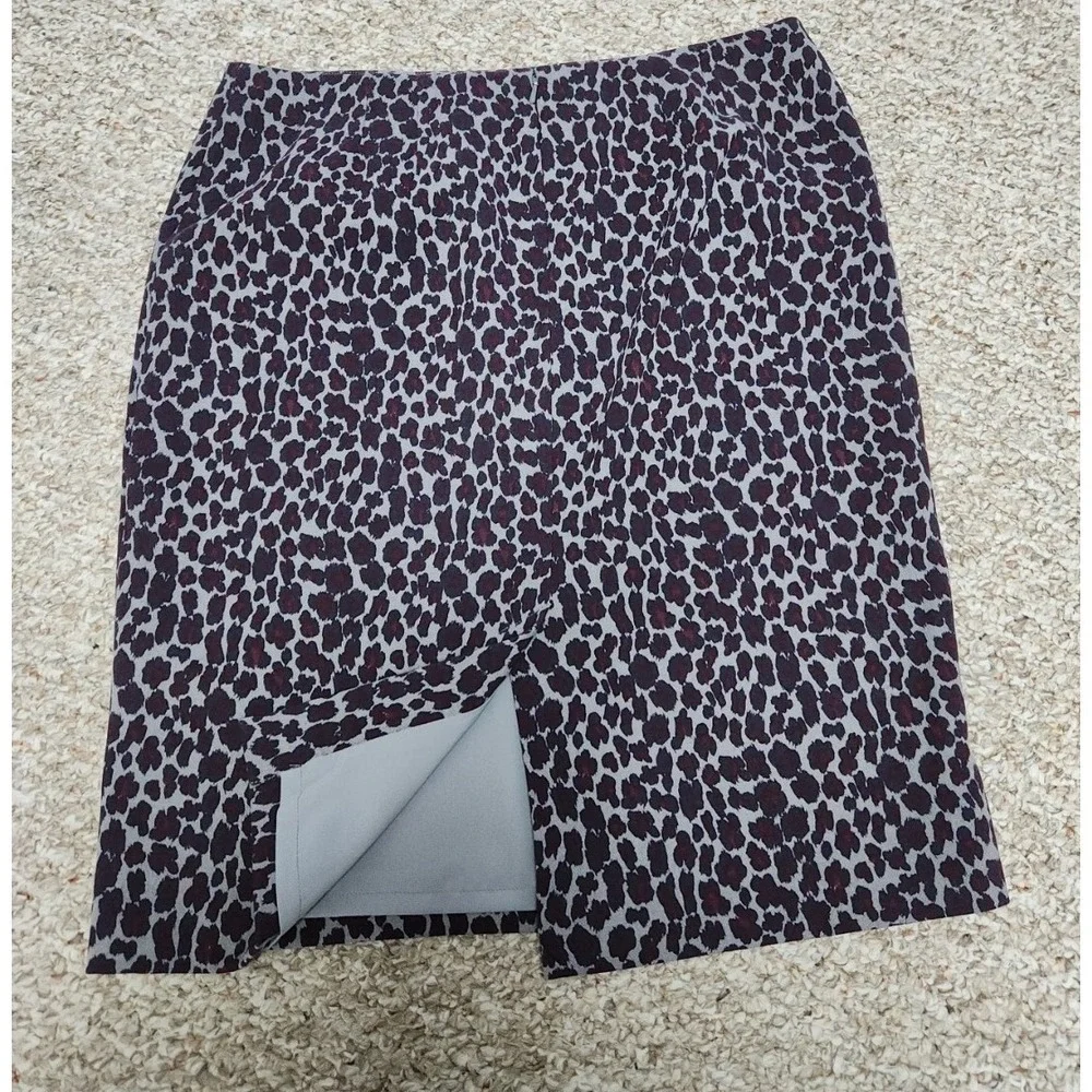 Talbots 10p Purple Leopard Print Pencil Skirt‎ Stretch 32x22 NWT